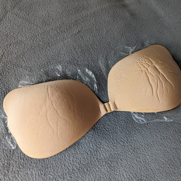 No Show stick on bra - Picture 1 of 3